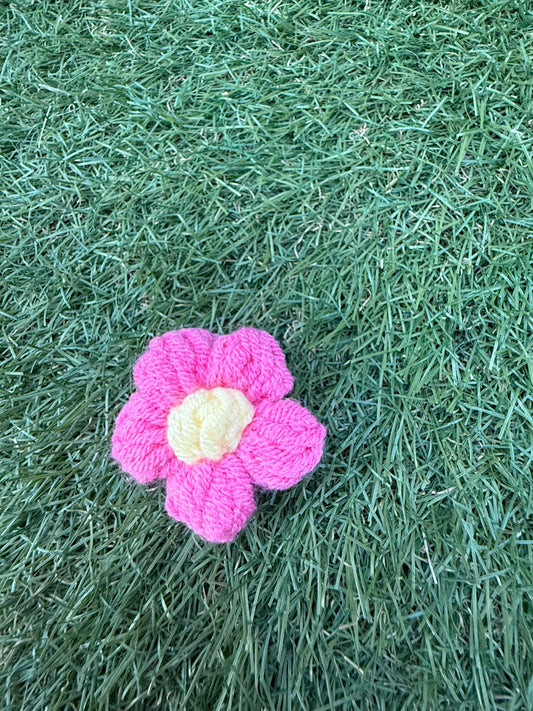 Handmade Crochet Flower Brooch 🌺
